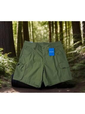 $60 Columbia Men's Landroamer Cargo  Size 38W 7L Green Pockets Active Short